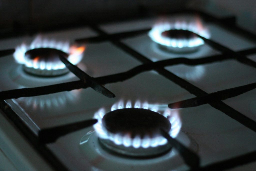 Gas burners close